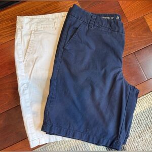 Bundle of Two Boyfriend Roll-up Khaki Gap Shorts